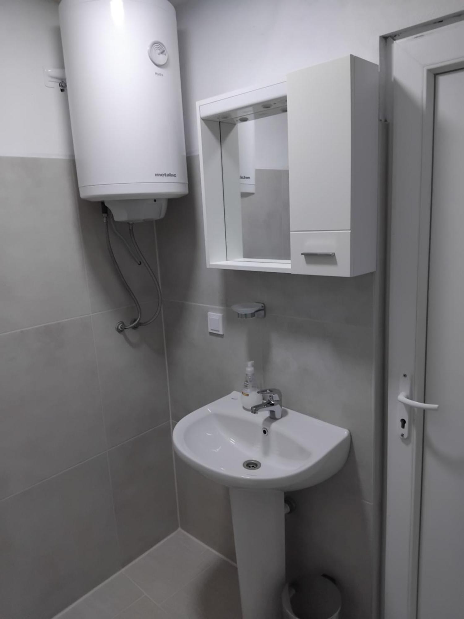Apartments Maki Tivat Exterior foto